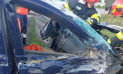 ACUM! Accident GRAV pe A1! O mașină s-a RĂSTURNAT