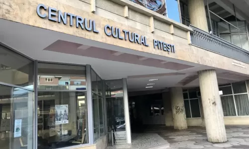 Recital de poezie la Centrul Cultural Piteşti