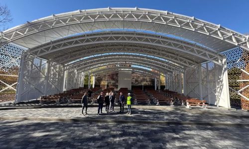 Astăzi a avut loc recepția noului Teatru de Vară din municipiul Pitești