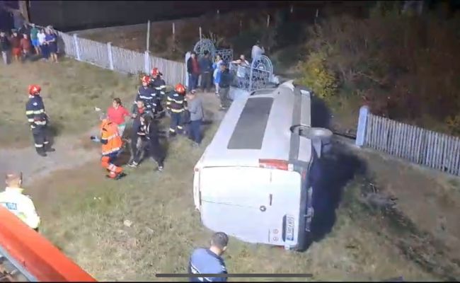 ACUM! Plan ROȘU de intervenție în Argeș! Accident cu 13 victime