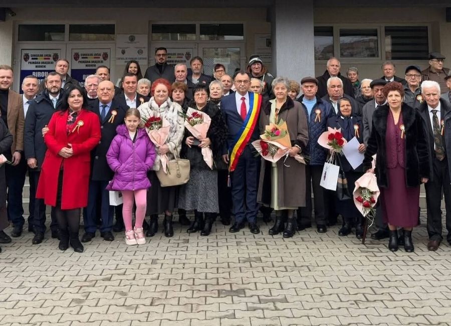26 de cupluri din Mioveni vor fi premiate de Ziua Națională a României