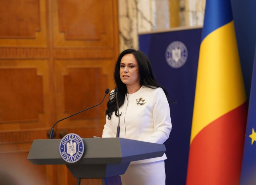 Ministrul Simona Bucura-Oprescu a semnat astăzi 20 de noi contracte de finanțare pentru investiții locale în scopul creșterii calității vieții persoanelor cu dizabilități