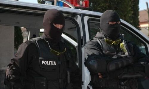 PERCHEZIȚII în Argeș! Angajații SPEP băgau în buzunare banii din parcometre!