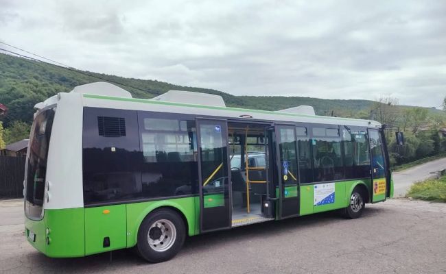 Autobuzele electrice intră în circulație pe rutele Mioveni–Davidești