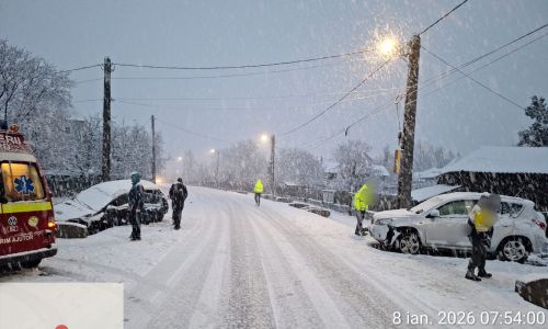 Accident în Argeș! Un bărbat a fost rănit!