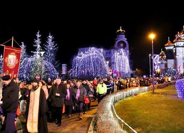 Sute de colindători vor concerta în centrul orașului Mioveni!