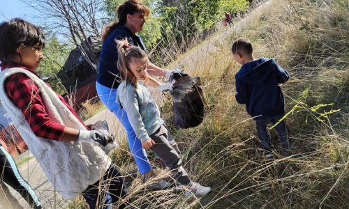 Amplă acțiune de ecologizare în comuna Oarja