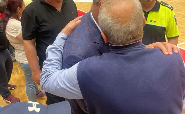 Echipa de handbal feminin de la Mioveni rămâne în Liga Florilor