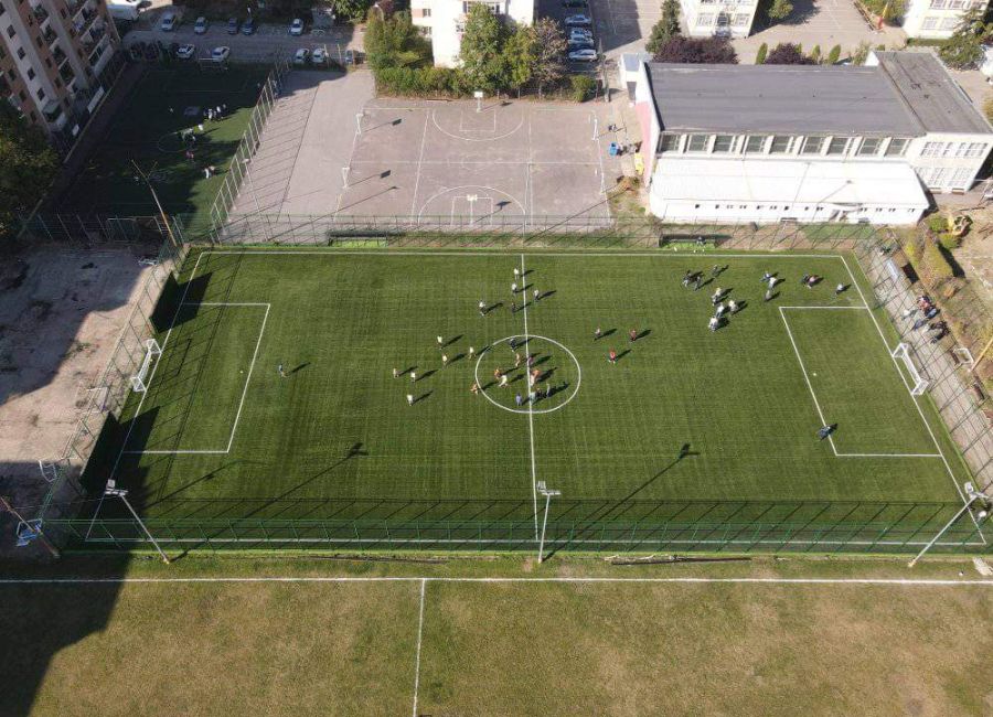 Investiție URIAȘĂ în Pitești! Terenul de fotbal "Aripi" a fost MODERNIZAT