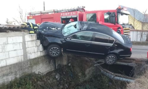 Accident în Argeș! O femeie a fost RĂNITĂ