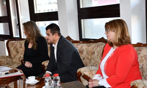 Ambasadorul Indiei, întâlniri oficiale în Argeș și participare la Forumul de afaceri România–India