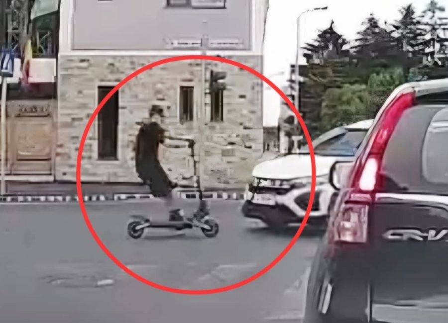 Minor, accident cu trotineta electrică în Pitești!