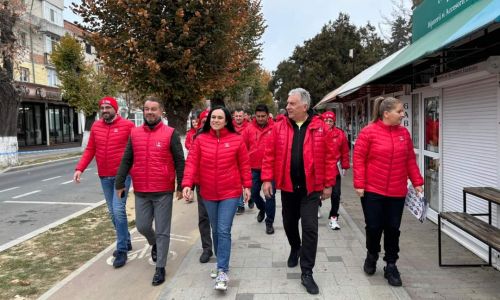 Ministrul Simona Bucura-Oprescu și echipa PSD, la Curtea de Argeș: “Guvernarea PSD înseamnă creșterea veniturilor pentru toți românii și investiții record în proiecte de utilitate publică”