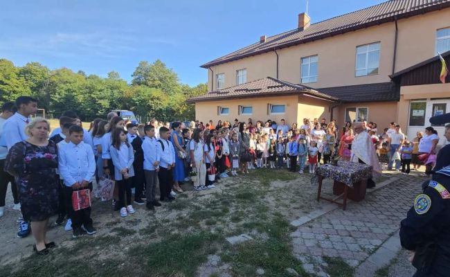 Noul an școlar a început cu bucurie și emoție în comuna Bălilești
