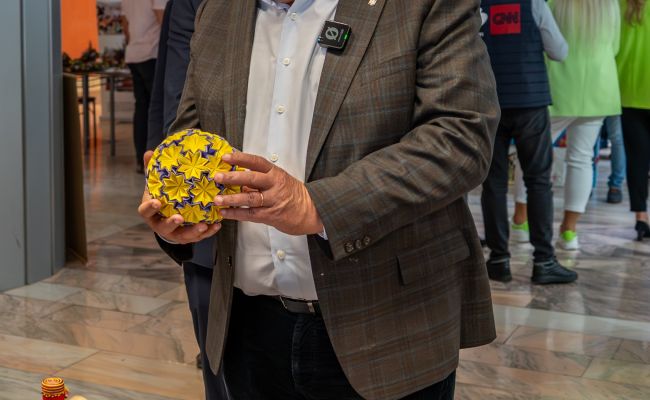 Ion Mînzînă și Cristian Gentea, la Târgul Serviciilor Sociale din Argeș