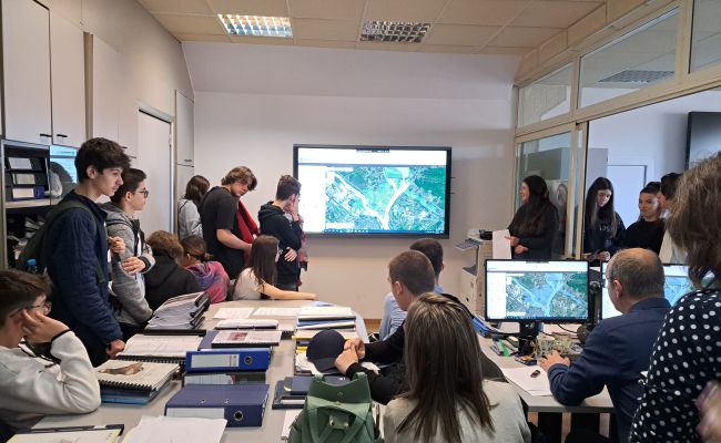 Aproape 1000 de elevi, la Administrația Bazinală de Apă Argeș-Vedea