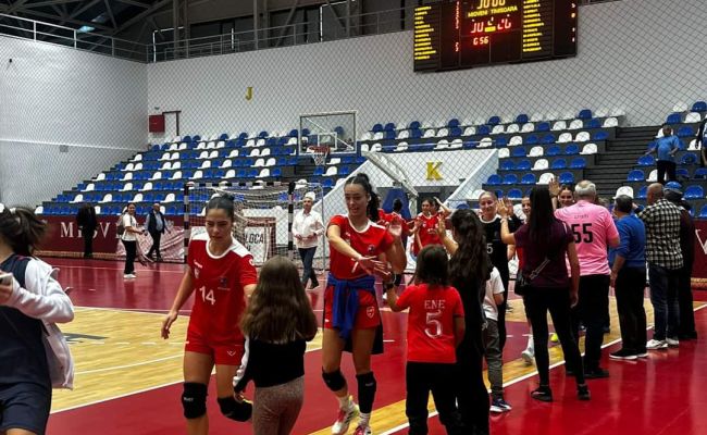 Început cu dreptul pentru noua echipă de handbal a orașului Mioveni!