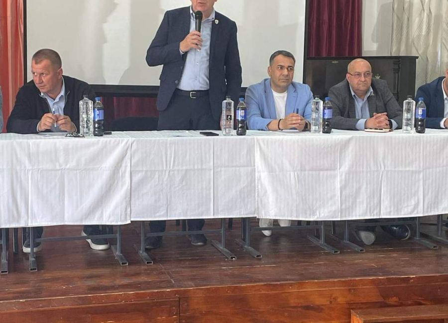 Primarul Cristian Gentea, întâlnire cu piteștenii din cartierele Craiovei și Războieni