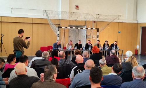 Primarul Gentea continuă seria întâlnirilor cu cetăţenii municipiului Piteşti