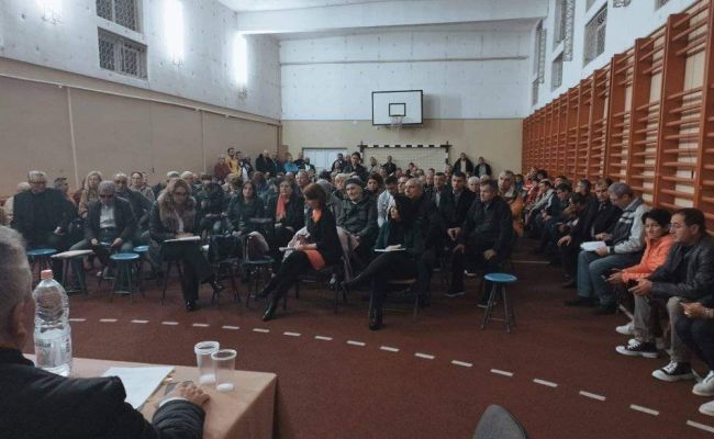 Primarul Cristian Gentea s-a întâlnit cu cetățenii din cartierul Trivale