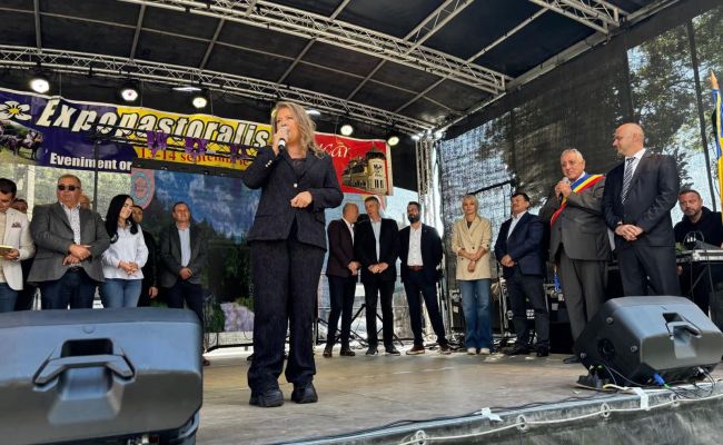 Sărbătoare la Rucăr! Echipa PSD, în mijlocul gospodarilor musceleni