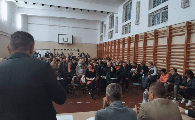 Primarul Cristian Gentea s-a întâlnit cu cetățenii din cartierul Trivale
