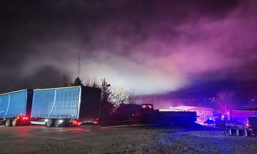 INCENDIU PUTERNIC la o hală din Argeș! Un cunoscut om de afaceri...