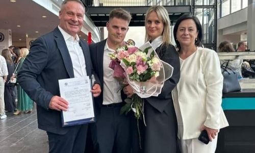 Clipe de bucurie în familia notarului public Ionel Didea