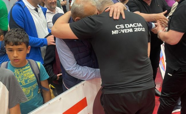 Echipa de handbal feminin de la Mioveni rămâne în Liga Florilor