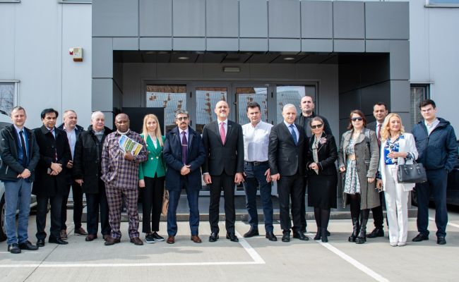 Ambasadori de pe trei continente au fost prezenți la Călinești