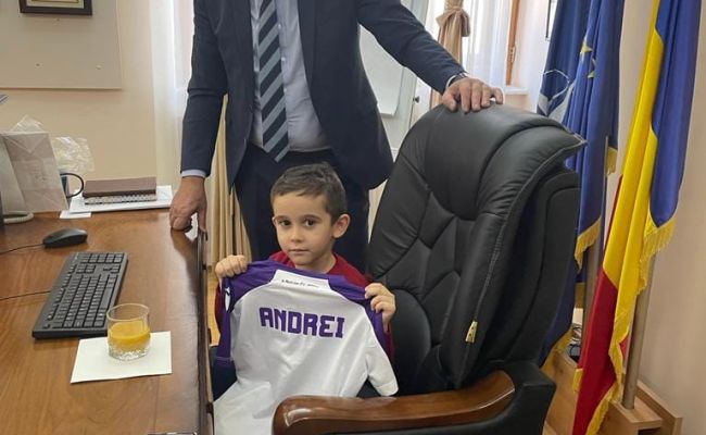 Primarul Gentea, întâlnire cu Andrei, un băieţel de 6 ani!