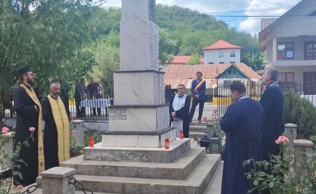 În comuna Bogaţi a fost comemorată Ziua Eroilor