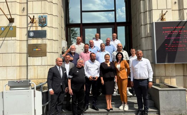 Prefectul Ioana Făcăleață, la Ministerul Mediului împreună cu mai mulți primari pentru a discuta despre problema urșilor din Argeș