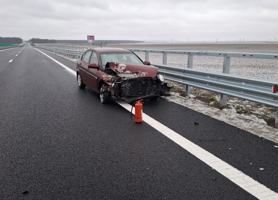 ACUM! Accident cu două mașini pe Drumul Expres Pitești-Craiova!