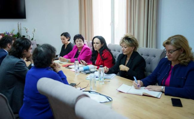 Ministrul Simona Bucura-Oprescu s-a întâlnit cu Alexandre Lourie, Director Internațional al Groupe SOS. Prioritate: Dezvoltarea economiei sociale în România