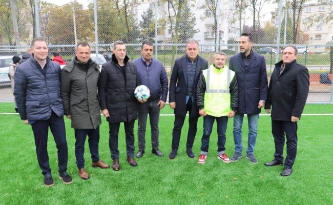 Încă un teren modern de sport va fi inaugurat în Pitești