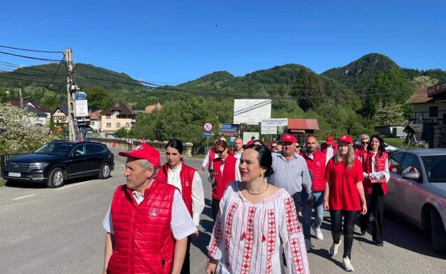 Ministrul Simona Bucura-Oprescu, din nou în mijlocul muscelenilor: “PSD are cei mai buni candidați la primării și consiliile locale!”