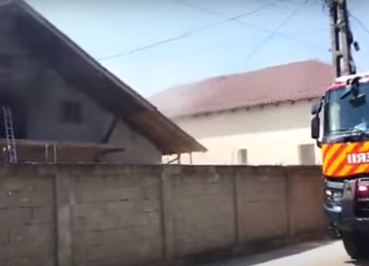 VIDEO! ACUM! Incendiu PUTERNIC în Argeş