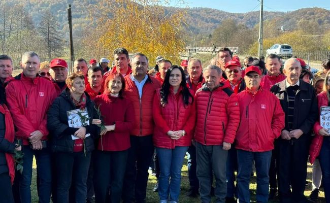 Ministrul Simona Bucura-Oprescu, președintele Ion Mînzînă și echipa PSD, în echipă cu argeșenii din Lerești, Bălilești, Vlădești, Budeasa, Bascov, Albeștii de Muscel, Bârla, Stolnici, Lunca Corbului, Săpata, Vedea, Bughea de Sus și Bughea de Jos!