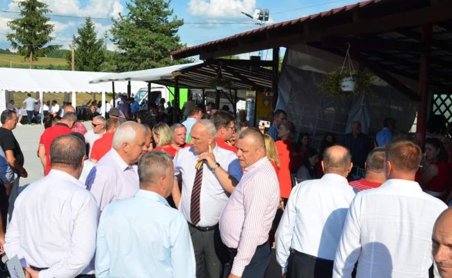 Social-democrații argeșeni, din nou în mijlocul gospodarilor din Țițești, Domnești și Suseni!