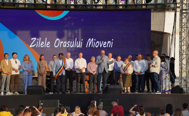 Prefectul Ioana Făcăleață: "La mulți ani, Mioveni!"