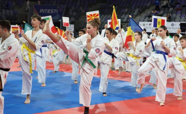 Peste 1000 de sportivi concurează la Pitești Arena! Eveniment de anvergură