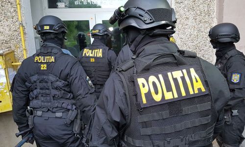 PERCHEZIȚII în Argeș! Descinderi în dosarul lui Călin Georgescu