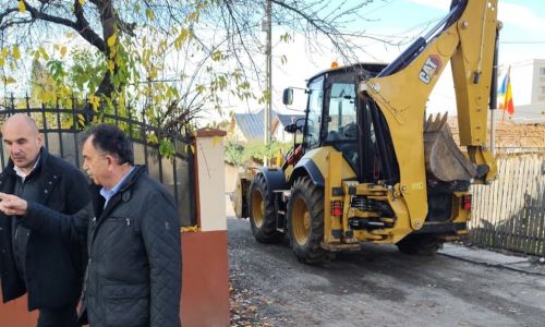 Lucrări de asfaltare la Mioveni!