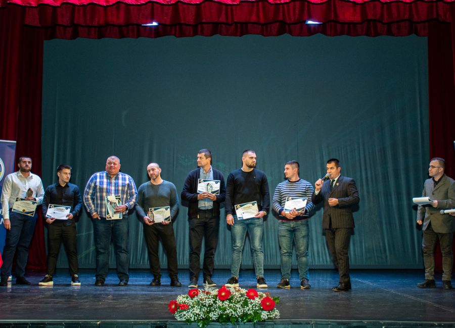 Gala Sportului Argeșean 2022 - Cei mai buni sportivi și antrenori ai anului din județul Argeș au fost premiați