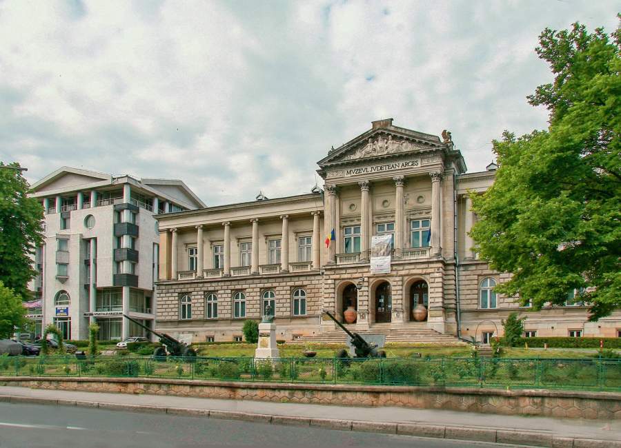 Muzeul Judeţean organizează un simpozion cu ocazia Zilei Naționale