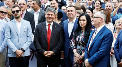 Simona Bucura Oprescu: "La mulți ani, Franța"