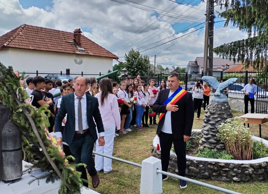 Ziua Eroilor a fost comemorată şi în comuna Berevoeşti