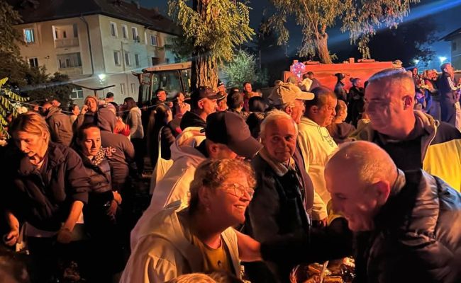 Focul lui Sumedru a adunat comunitatea la Ștefănești. Tradițiile străvechi, păstrate vii de la o generație la alta