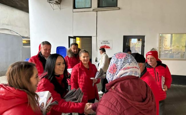 Ministrul Simona Bucura-Oprescu și echipa PSD, în mijlocul piteștenilor! Piteștiul, în prim-planul dezvoltării naționale și europene datorită Guvernului Ciolacu și implicării parlamentarilor PSD Argeș!